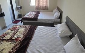 Shree Mahesh Bhavan